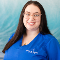 Gemma%20 %20chiropractic%20assistant%20headshot